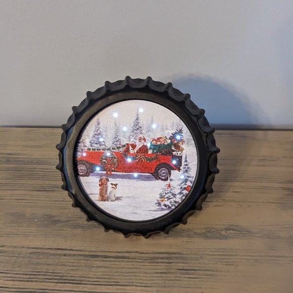 Light up Metal Bottle Cap Santa Picture - Picture 3 of 4